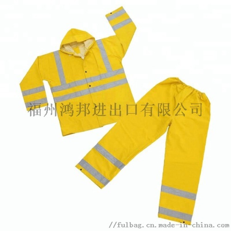 廠家供應(yīng)黃色PVC貼布革反光勞保雨衣