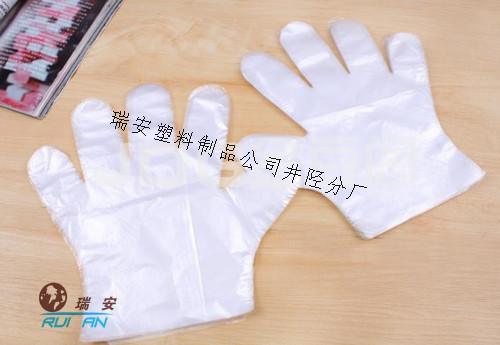 質(zhì)量好價(jià)位低一次性塑料手套生產(chǎn)廠家